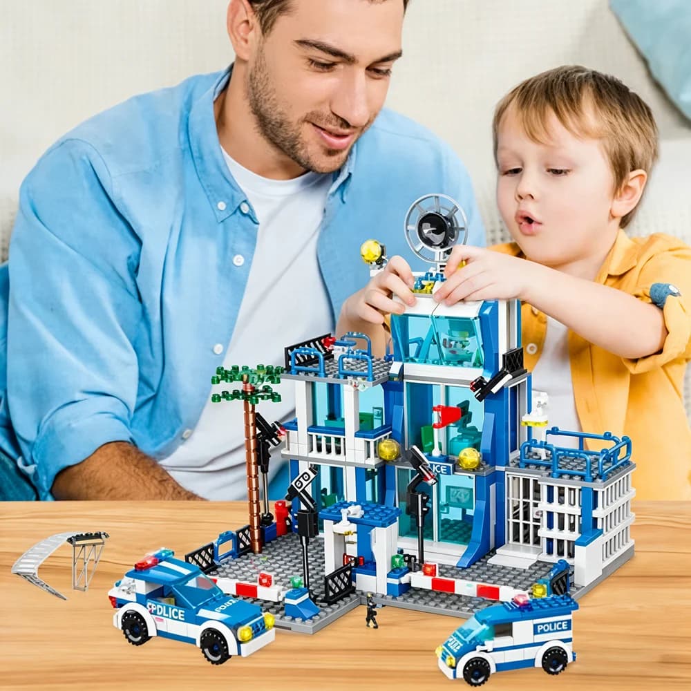 Blocchi di costruzione della stazione di polizia, giocattoli di blocchi di costruzione per l'educazione dei bambini, regali di Natale, regali di compleanno (503 pezzi)