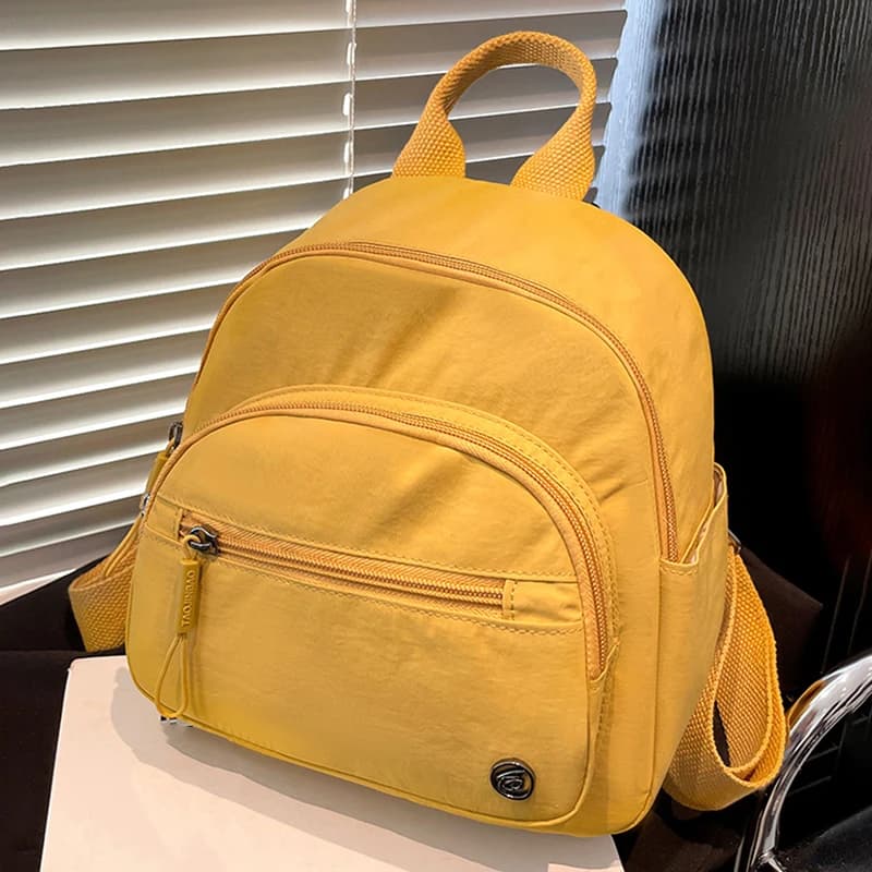 Zaino con cerniera solida per viaggi da donna Zaino morbido portatile per escursioni all'aperto Borsa per lo shopping Mini zainetto multifunzionale