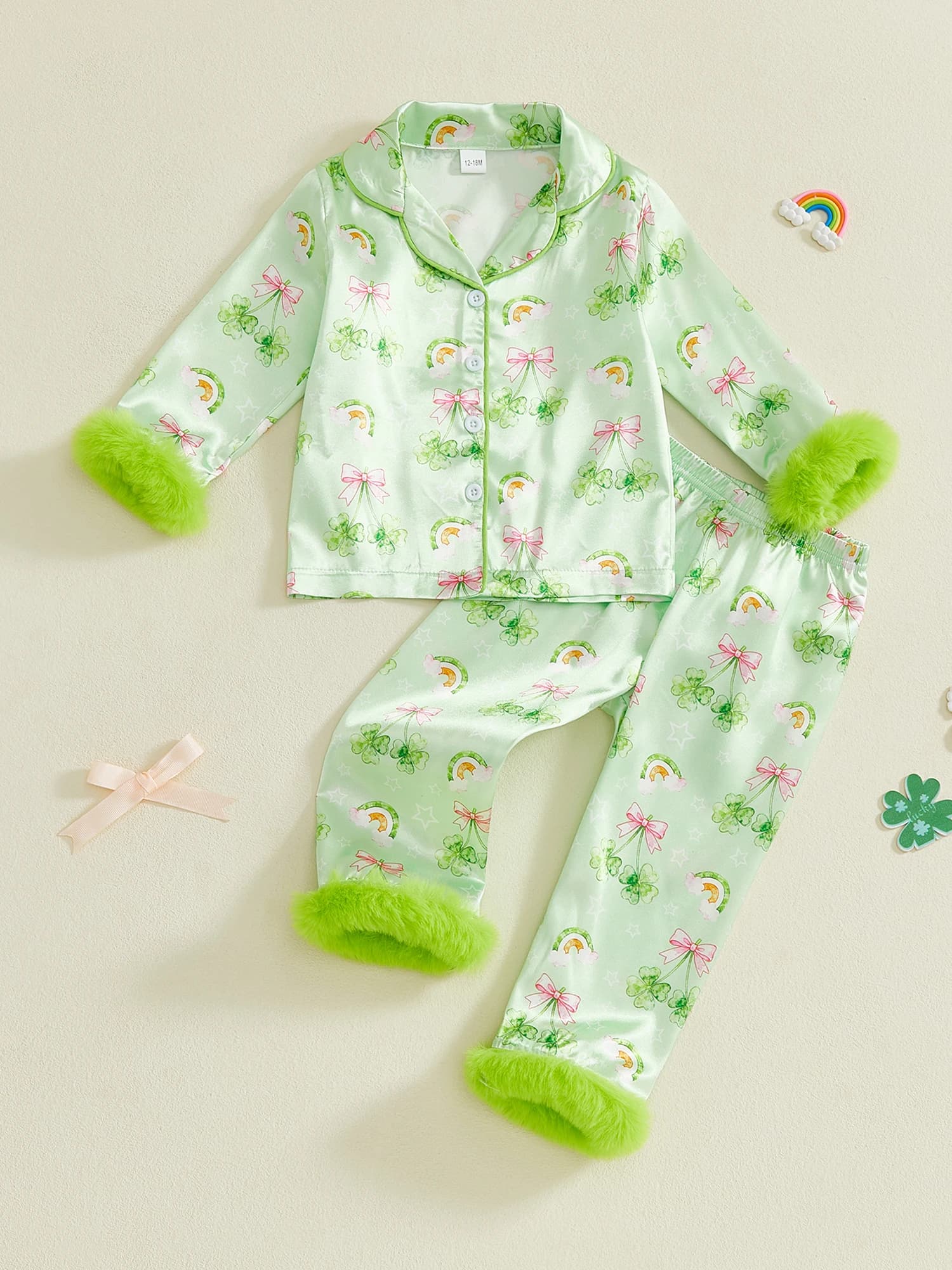 2-piece pajamas set for newborn, short sleeve, crew neck, top with dinosaur print and waist shorts with drawstring and pockets