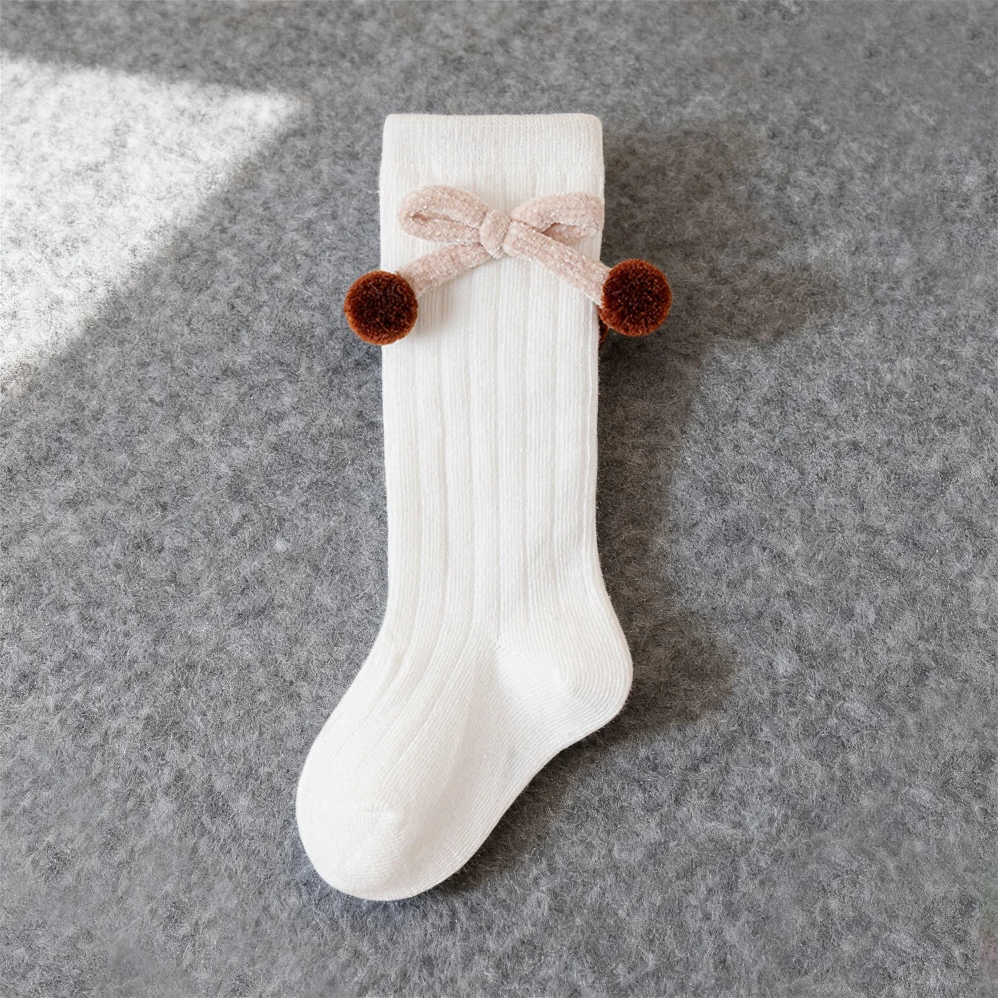 Simpatici calzini in cotone con stampa floreale per bambine con fondo antiscivolo per giochi e occasioni speciali
