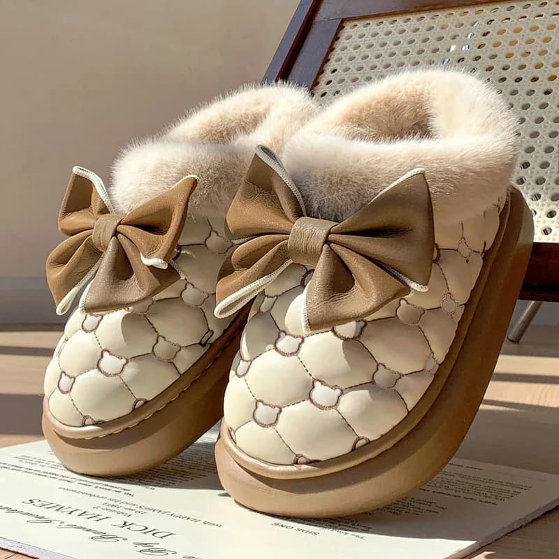 Stivaletti con plateau Bowknot femminile Designer di lusso Pantofole da donna soffici per interni Tendenza Stivaletti da neve invernali Calzature piatte in peluche