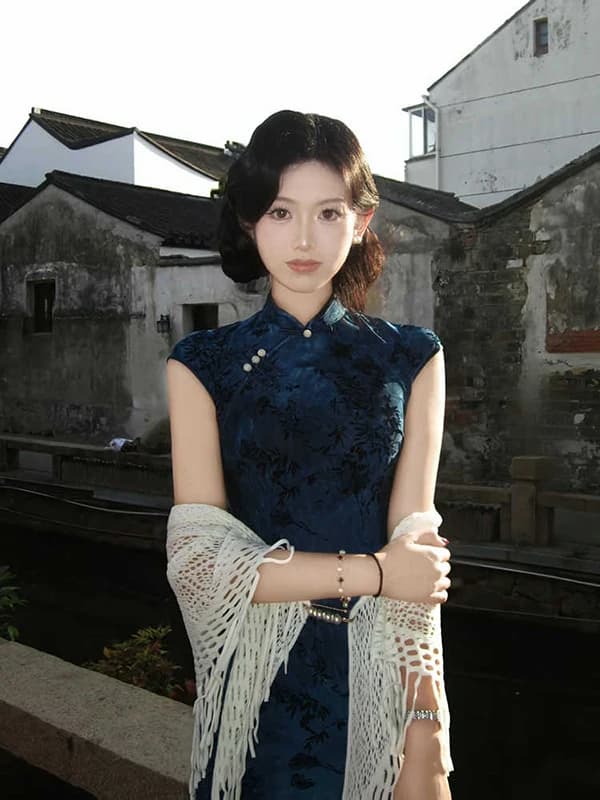 Young Style Dress Elegant Chinese Design Daily Wear Breathable Polyester Fabric Low Slit No Sleeve Mid-Length Skirt