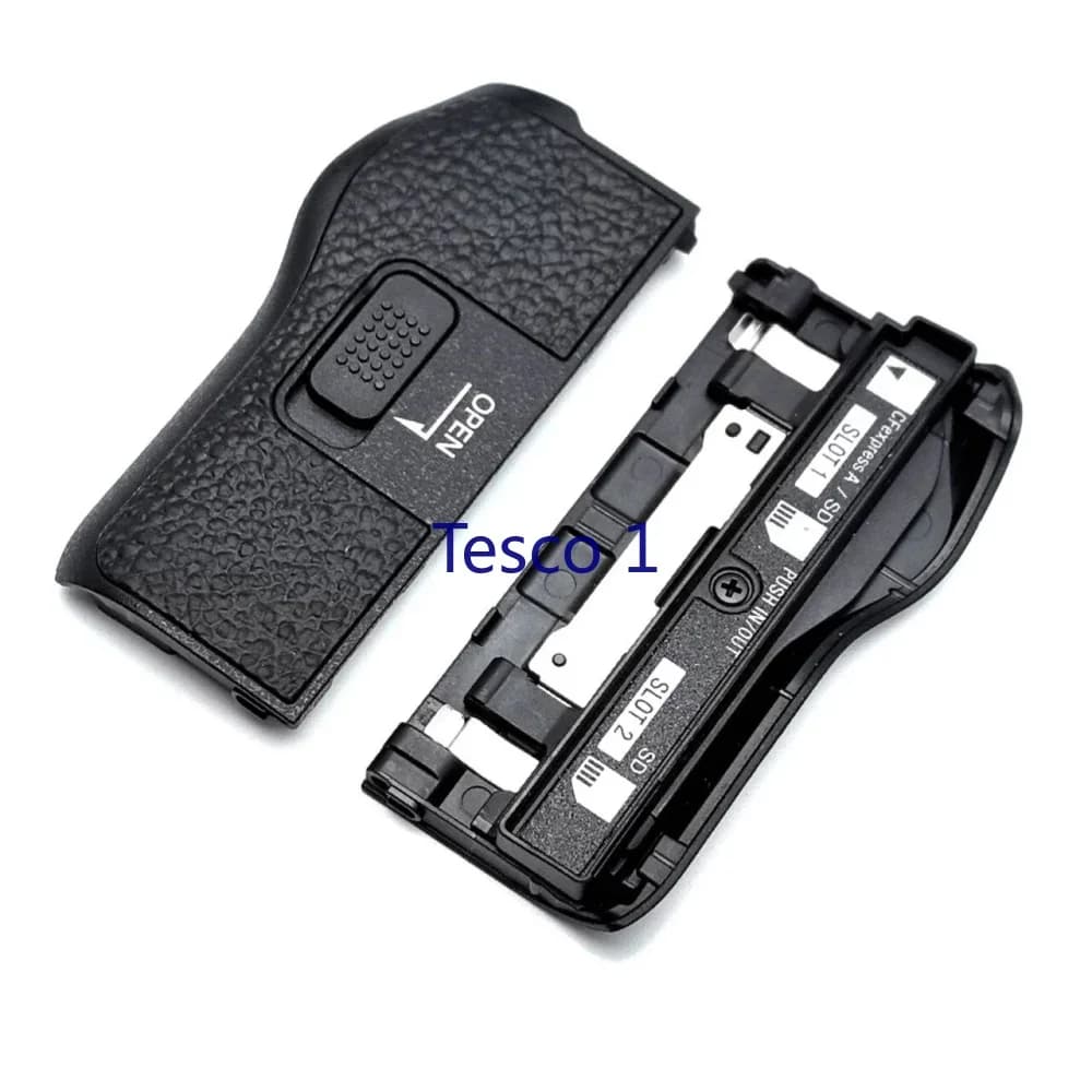Brand New SD Card Slot Cover Tappo porta per Sony ILCE-7M4 A7M4 A7IV Parte di riparazione della fotocamera digitale