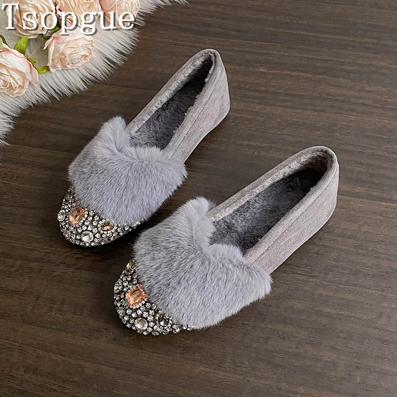 Women Winter Warm Plush Shoes Cozy Slip On Loafers Female Crystal Decorate Fur Flats Outdoor Casual Cotton Shoes Large Size