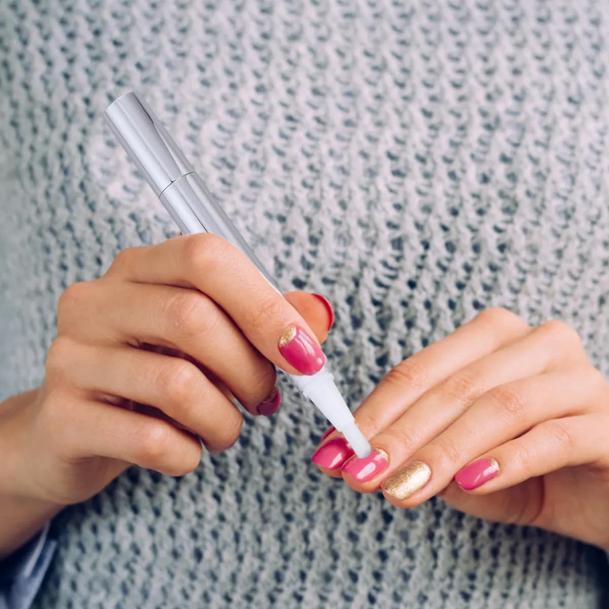 2 Pezzi Penna Lucidalabbra Vuota in Alluminio con Punta a Pennello, Contenitore Portatile da 3ml, Penna per Olio Unghie, Applicatore Smalto Essenziale