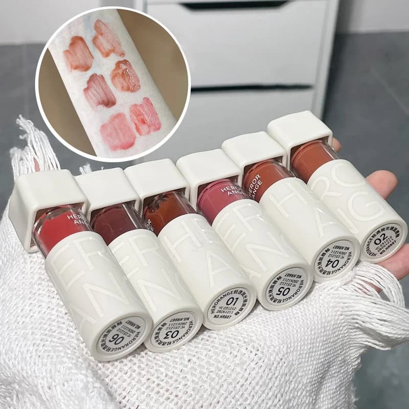 HERORANGE Lucidalabbra Effetto Specchio con Formula a Alta Pigmentazione, Lunga Duration, a Base d'Acqua e Texture Non Appiccicosa