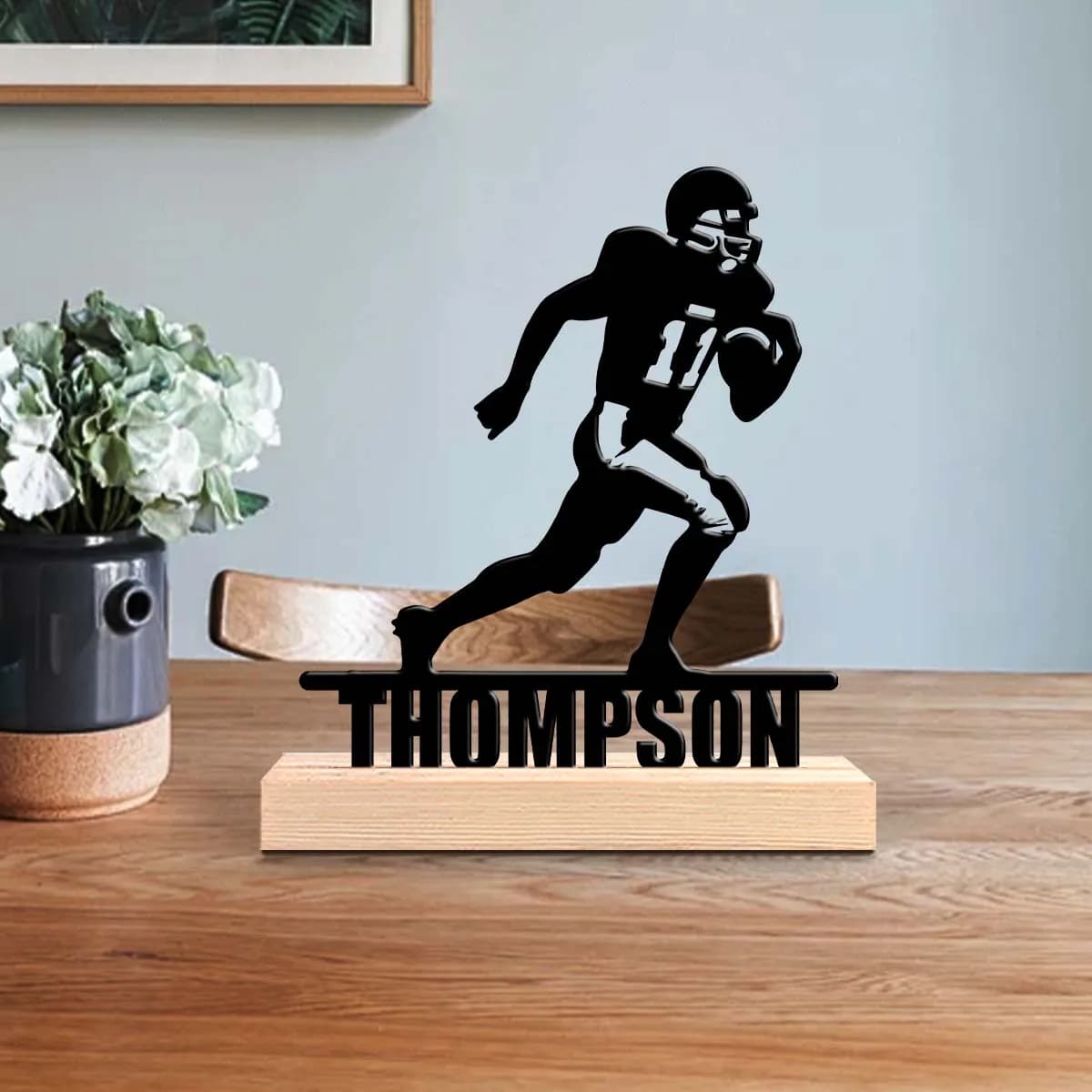 1pc Desktop Metal Ornaments Custom Name Equipped with Wooden Base Gifts and Metal Decorations for Family and Friends