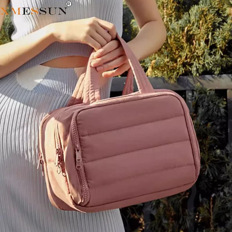 XMESSUN New Trendy Ladies' Toiletry Bag, Travel Dry And Wet Separation Storage Bag, Fashion Fluffy Makeup Bag Storage Bag ins