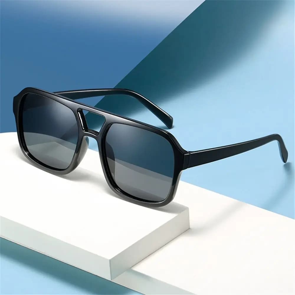 Aviator Sunglasses Fashion Square, UV400 Protection, Black Montatura for Men and Women