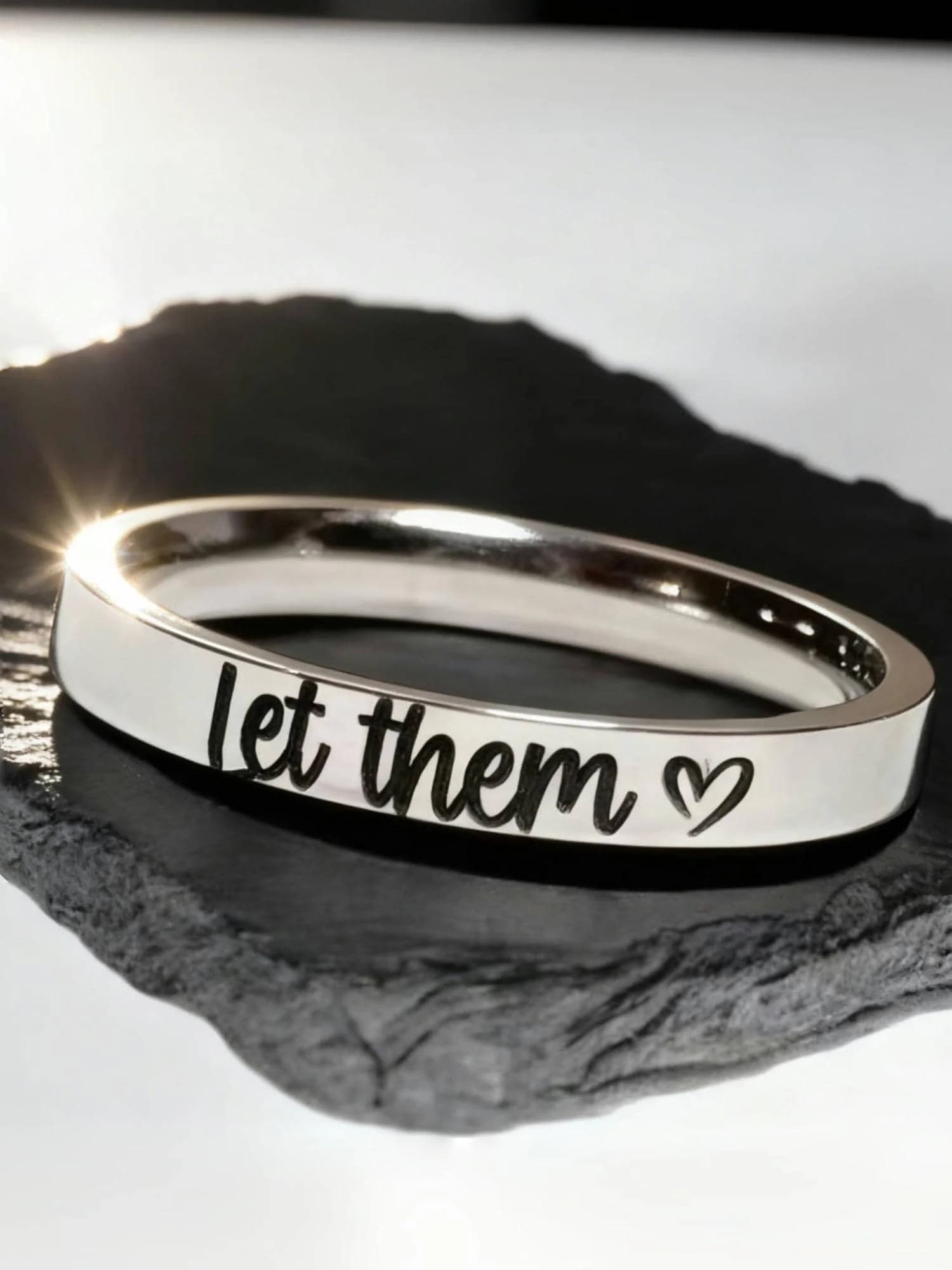 Anello con scritta 'Let Them' in acciaio inossidabile, unisex, alla moda, per uso quotidiano, regalo per feste