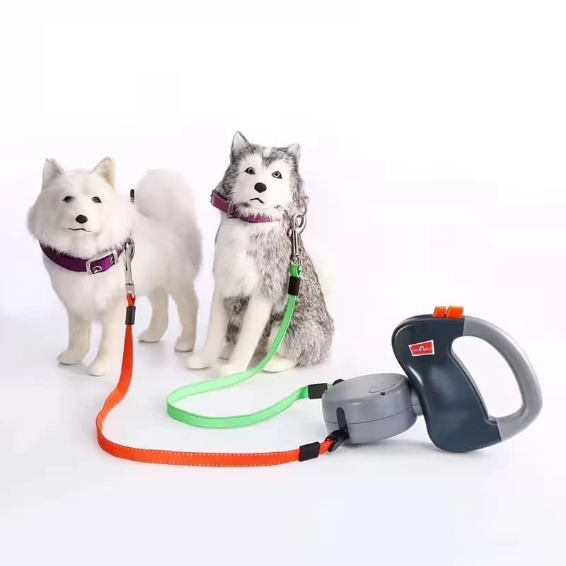 Guinzaglio Avvolgibile per Cani con Doppia Testa, Guinzaglio per Cani a 360 Gradi per Esterni, Un Guinzaglio per Due Cani