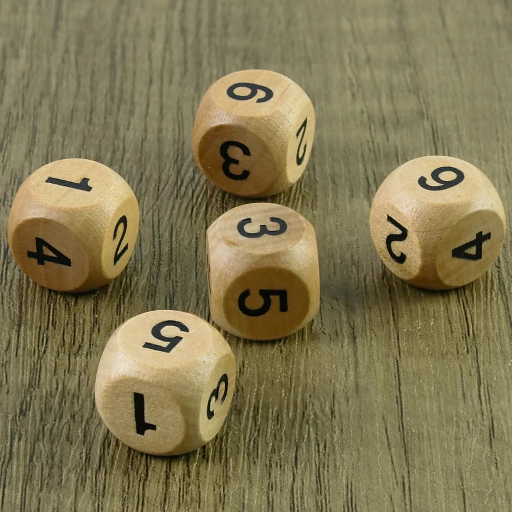 Dadi in legno 5 pezzi D6 D10 ad angolo rotondo Dadi in legno per oggetti di scena per scacchi volanti Gioco di ruolo da tavolo