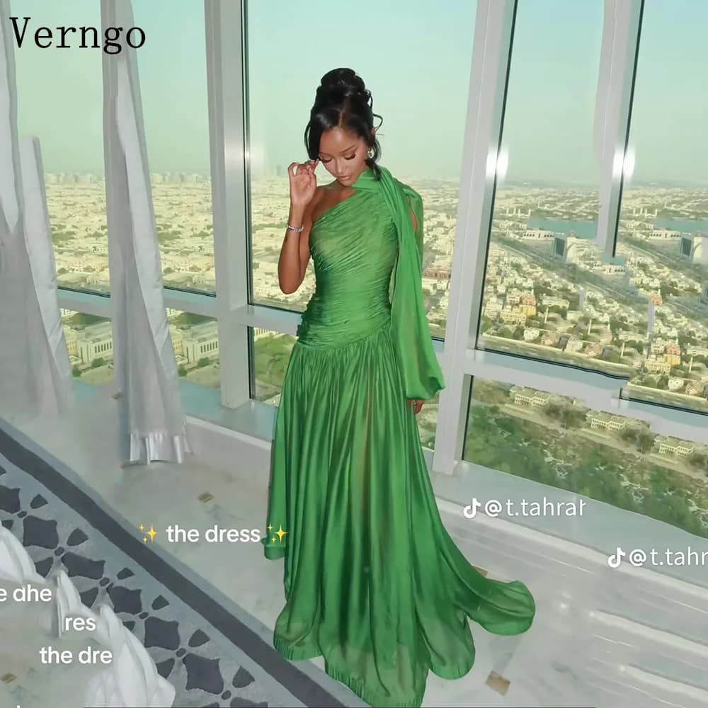 Verngo Abito da sera verde lucido Una spalla Una linea Abiti da cerimonia formale pieghettati Abiti da ballo maxi personalizzati