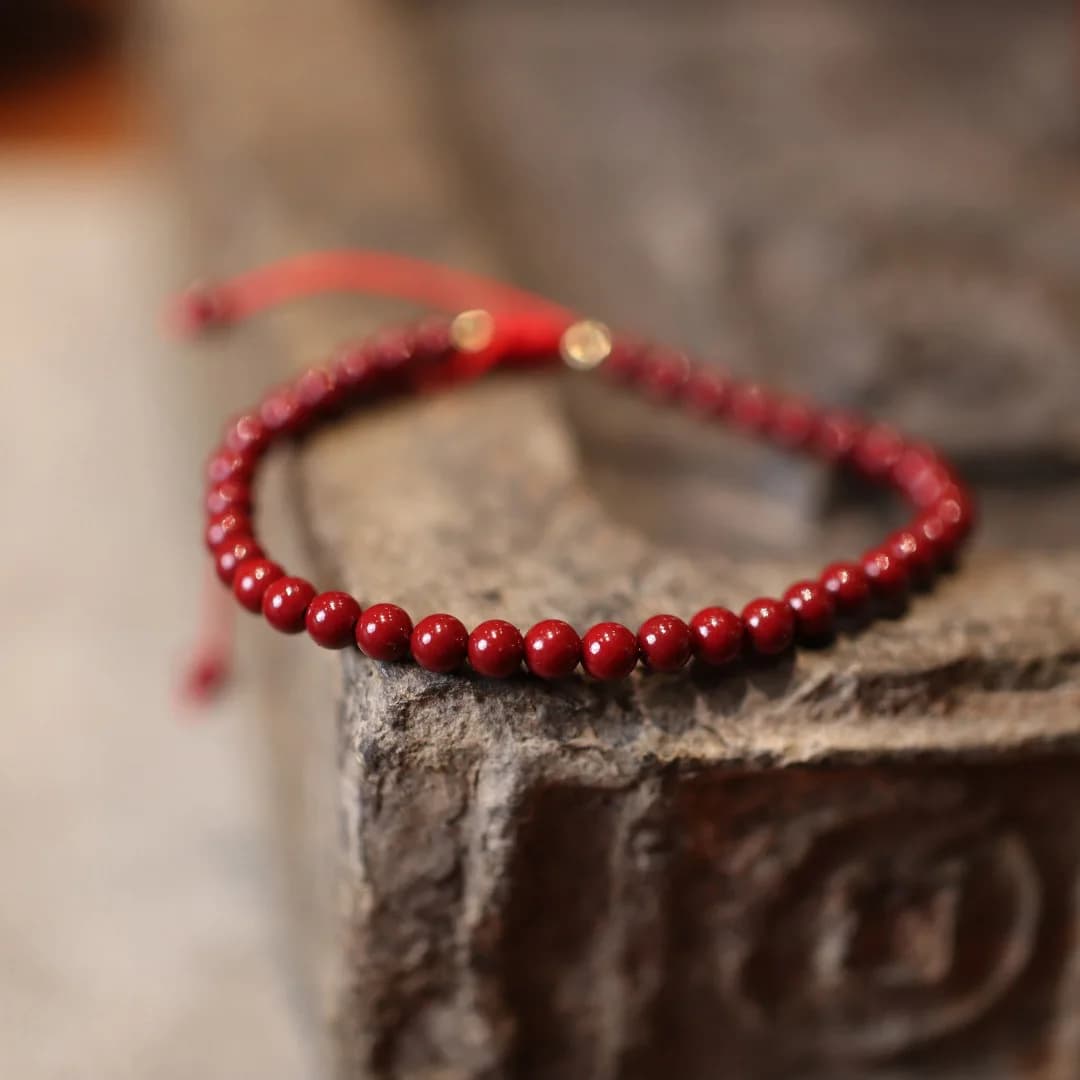 Anno di nascita minerale grezzo naturale Cinabro Fortuna Viola Oro Sabbia Design Bracciale intrecciato Corda rossa fortunata