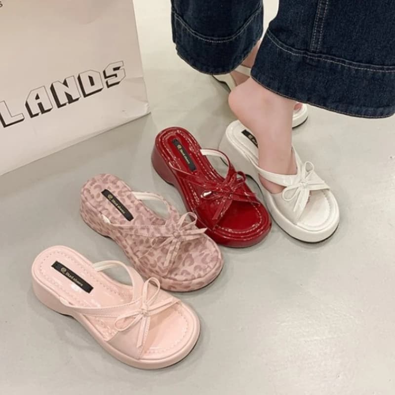 Ciabatte Estive Donna 2026 con Plateau e Fondo Spesso, Moda con Nodo a Farfalla, Scarpe Casual da Spiaggia per Vacanze con Aumento di Altezza