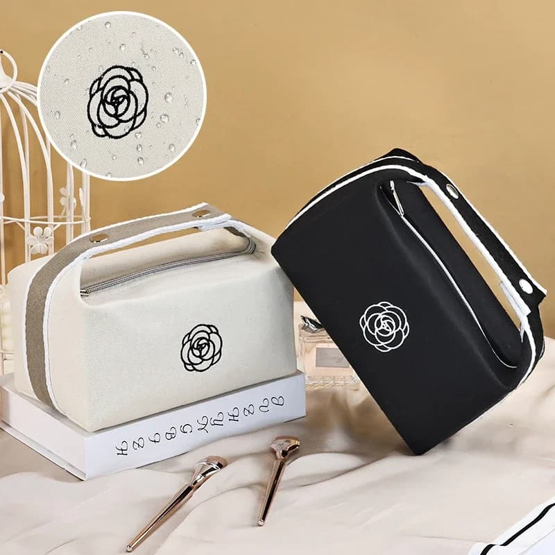 New Women's Simple Cosmetic Travel Bag Large Capacity Laptop Bag Makeup Bag Washer Bag