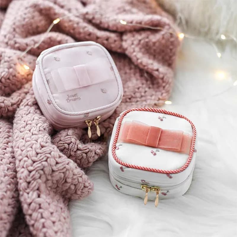 Japanese Cute Mesh Jewelry Box Portable Small Mini Stud Earrings Ring Necklace Travel Jewelry Storage Bags for Women