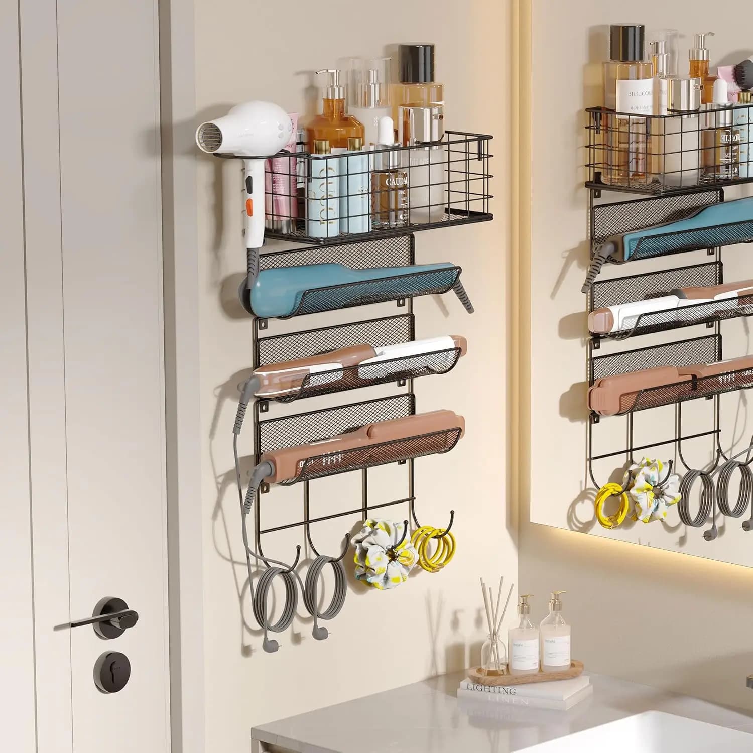 Supporto da Parete per Asciugacapelli, Organizzatore per Strumenti di Styling, Cesto Portaoggetti a 4 Ripiani con Gancio, Supporto Resistente al Calore per Styling Capelli