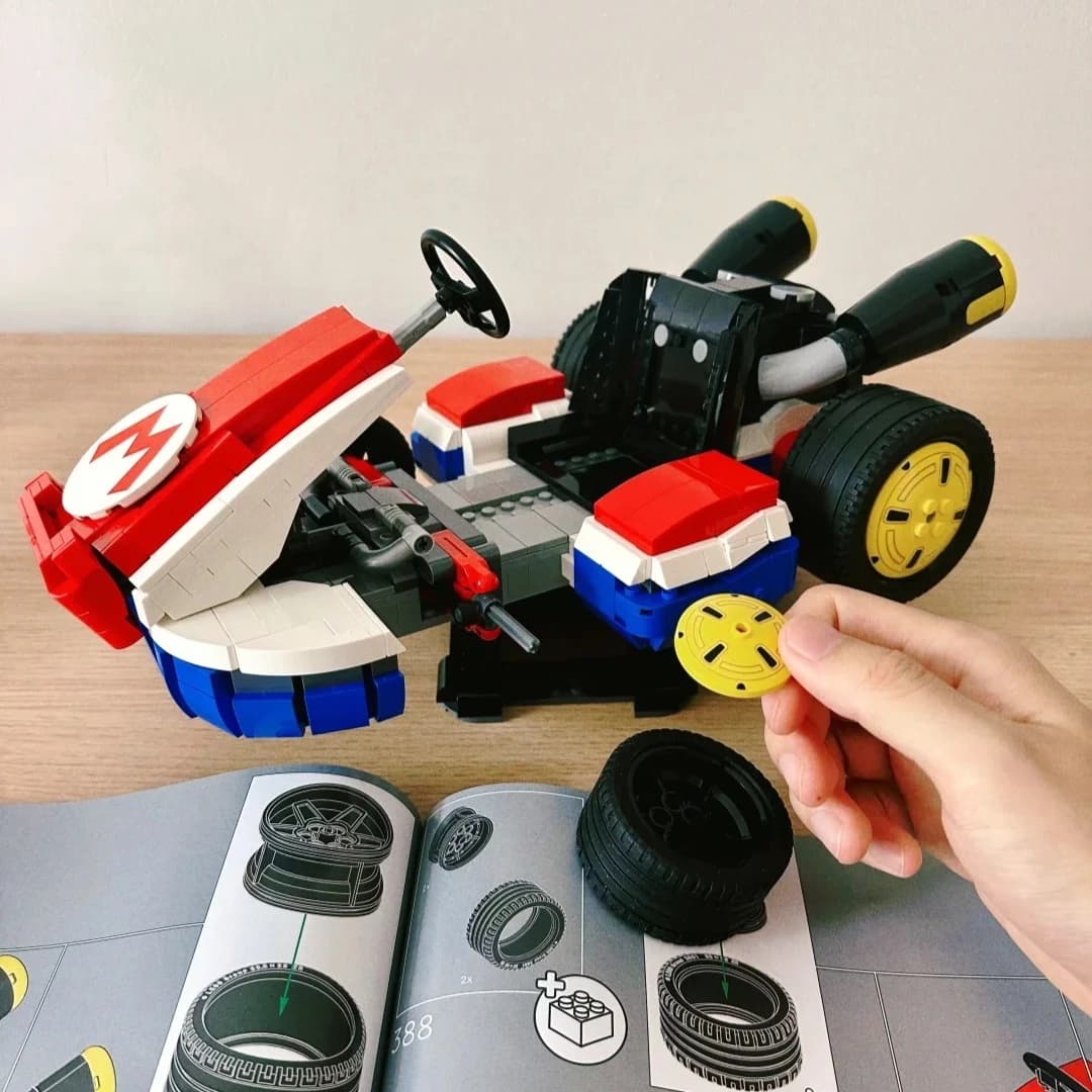 Set di blocchi di costruzione di modello di auto da corsa di gioco classico Kart compatibili con particelle Legoed adatte per regali di Natale 72037