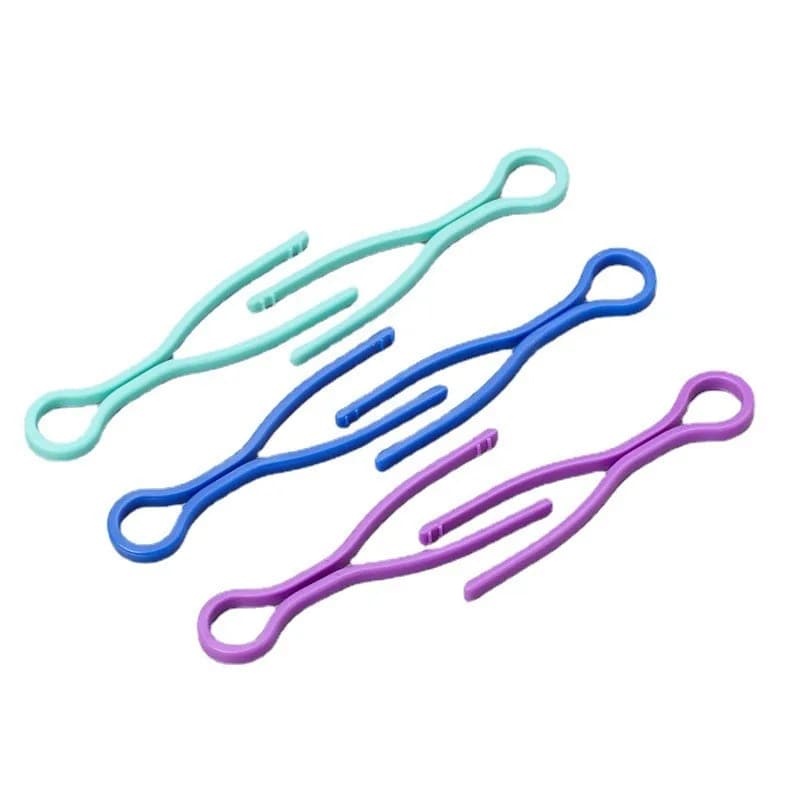 43 pcs Anti-Unwind Bobbin Clips, Compact Lightweight, Quilting Accessories Sewing Machine Bobbins, Fits Standard Bobbins