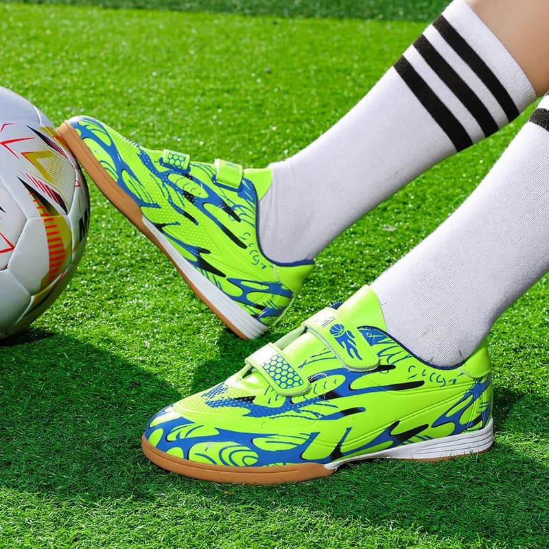 Low soccer shoes with long studs for adults, men and women, wear-resistant non-slip competition sports training shoes