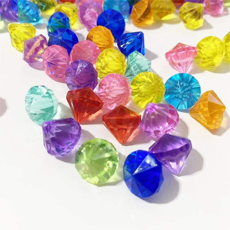 50 pezzi 13*13mm pezzi di gioco a forma di diamante poliedrico in plastica colorata per accessori per giochi da tavolo