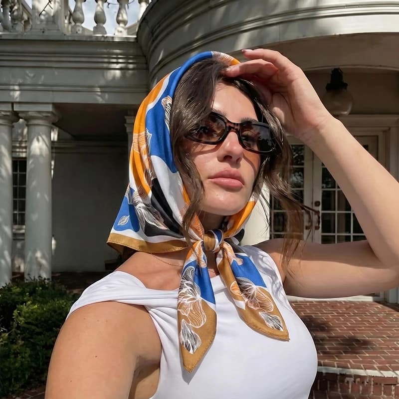 Sciarpa di Lusso Antivento, Turbante, Hijab, Foulard Quadrato da Donna, Sciarpa alla Moda, Sciarpa a Bandana, Fazzoletto da Collo, Fazzoletto da Testa, Copricapo Stampato