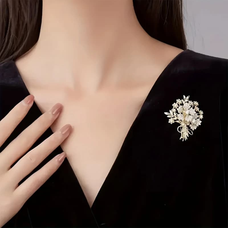 Elegant Tree of Life Pins, Bouquet Brooch Luxury Ladies Fashion Accessories Suitable for Skirts and Clothing