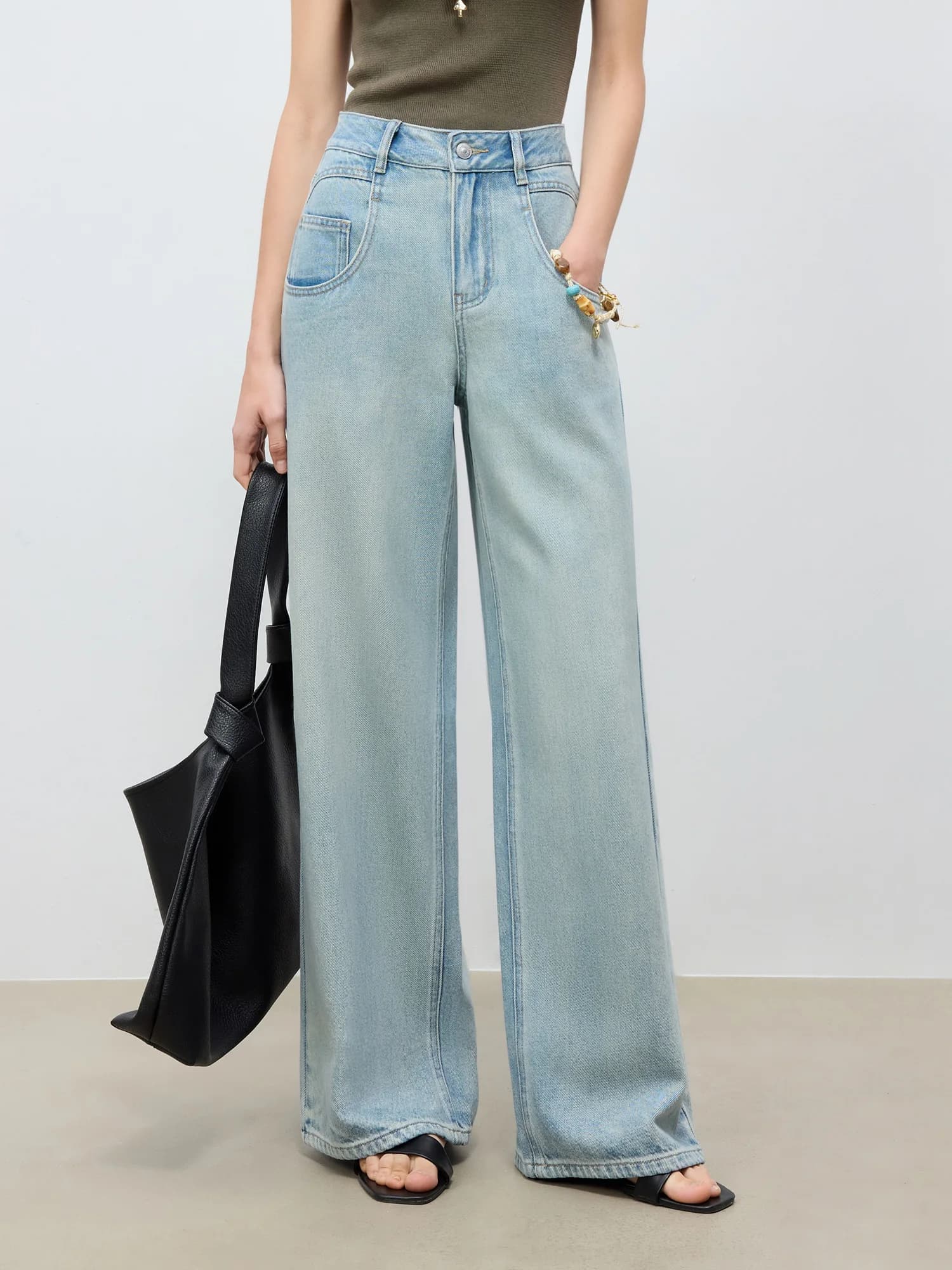 ZIQIAO【Fresh Coast】- Petite Cool Feel Colore chiaro Jeans a gamba larga lunghi fino al pavimento per donna 2025 Nuovo arrivo 25ZQ92020