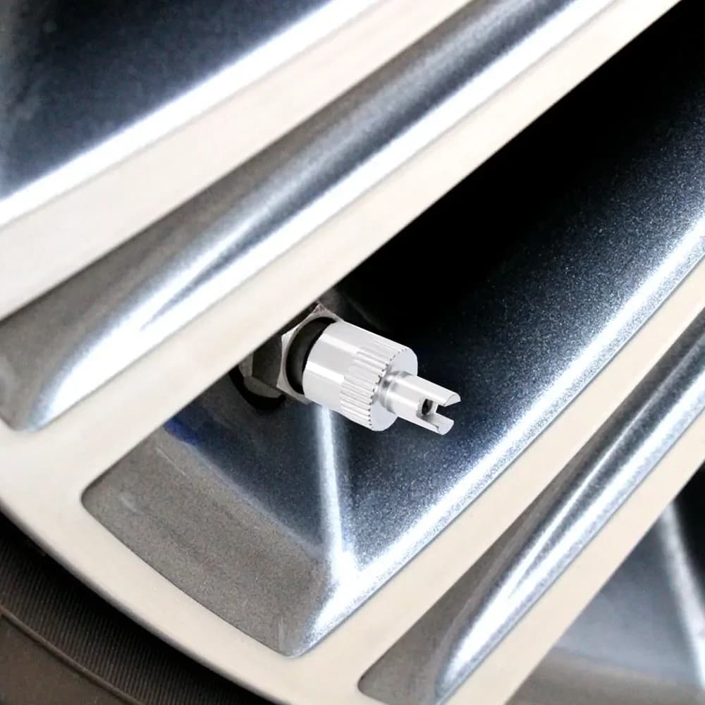 Tappo per valvola a fessura scanalato in metallo da 10 pezzi con tappi per ruote di rimozione del nucleo della valvola per accessori per auto