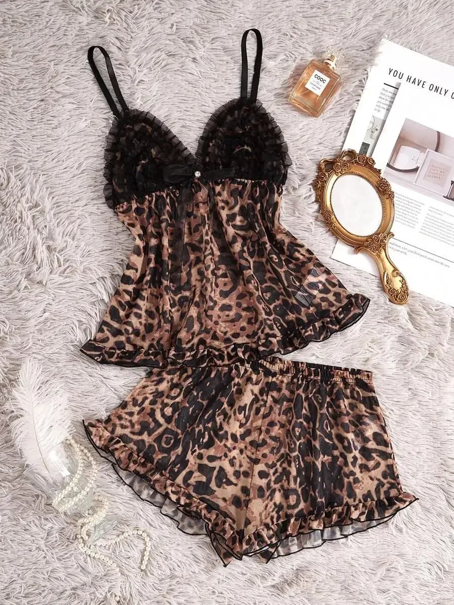 Set Pigiama Sexy con Top a Bretelle e Pantaloncini in Pizzo Floreale 3D con Stampa Leopardata