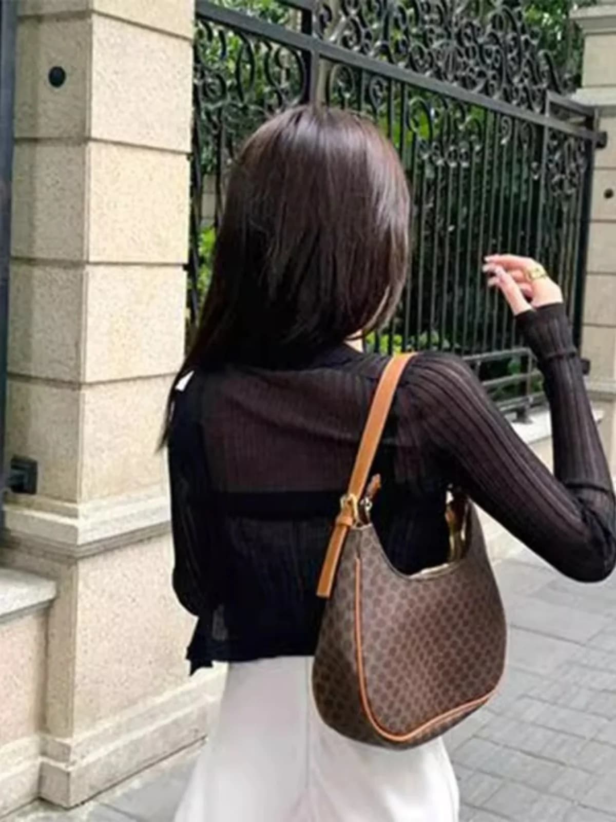 Cardigan Leggero in Seta Ghiaccio con Protezione Solare da Donna, Sciarpa Estiva per Aria Condizionata, Copricostume Lungo con Scollo a V