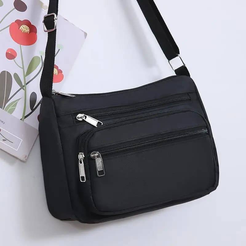 Korean Style Canvas Shoulder Bag Casual Oxford Cloth Mobile Phone Bag Lightweight Large Capacity Crossbody Bag for Women