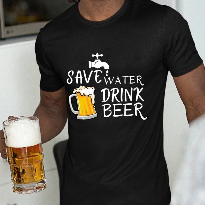 T-shirt da uomo con stampa 'Save Water Drink Beer', maglietta con grafica di birra e boccale, top a maniche corte con scollo a O, regalo divertente per gli amanti della birra