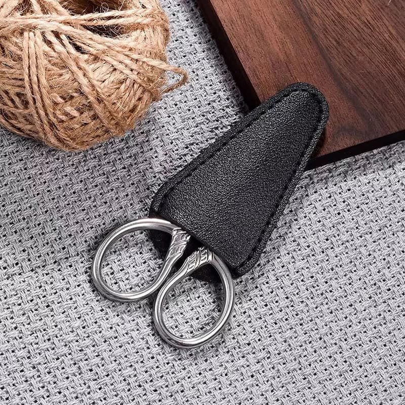 1Pc Stainless Steel Small Makeup Grooming Scissors Eyebrows For Manicure Nail Cuticle Beard And Mustache Trimmer Nose Hair Tool"