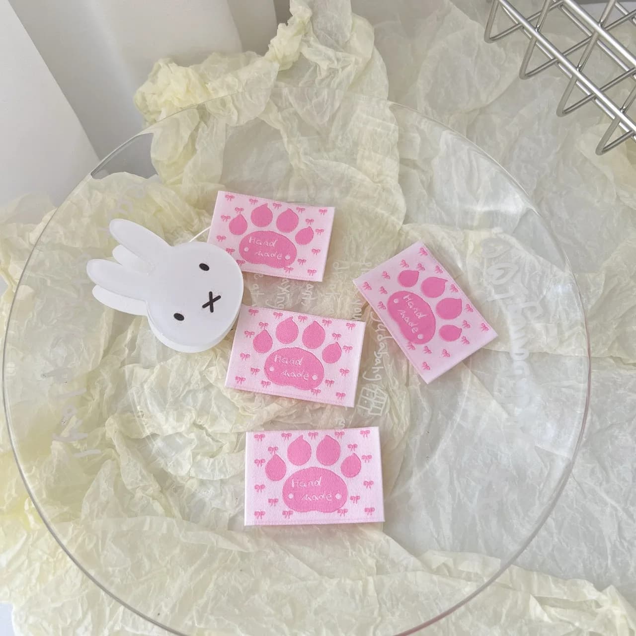 Etichetta tessuta con bordo piegato e motivo disegnato a mano, toppa fai da te per cucito, accessori e forniture per decorazioni artigianali fatte a mano