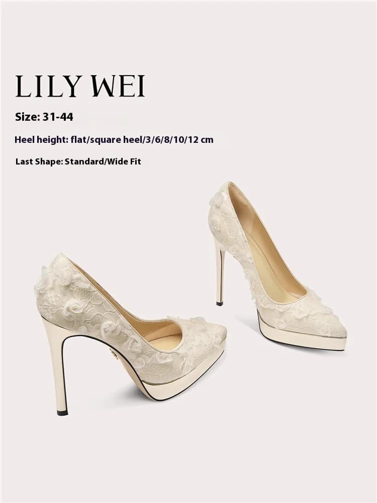 Tacchi alti primavera nuove scarpe da tavolo impermeabili in pizzo beige a punta rosa banchetto scarpe piatte da donna di grandi dimensioni di piccole dimensioni versione ampia