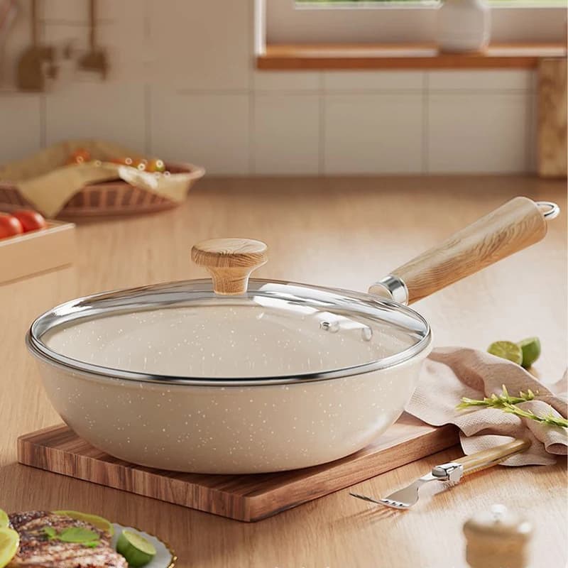 Non-stick pan for domestic use, cooking pan for steaks and pancakes with lid, ceramic wok, suitable for induction hob and gas cooker, universal pan.