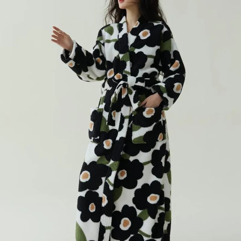 Autumn and Winter New Velvet Coral Vestes Velvet Addensate Women Long Bathroom Printed Soft Lace Up Women's Pijama Casual Loungewear