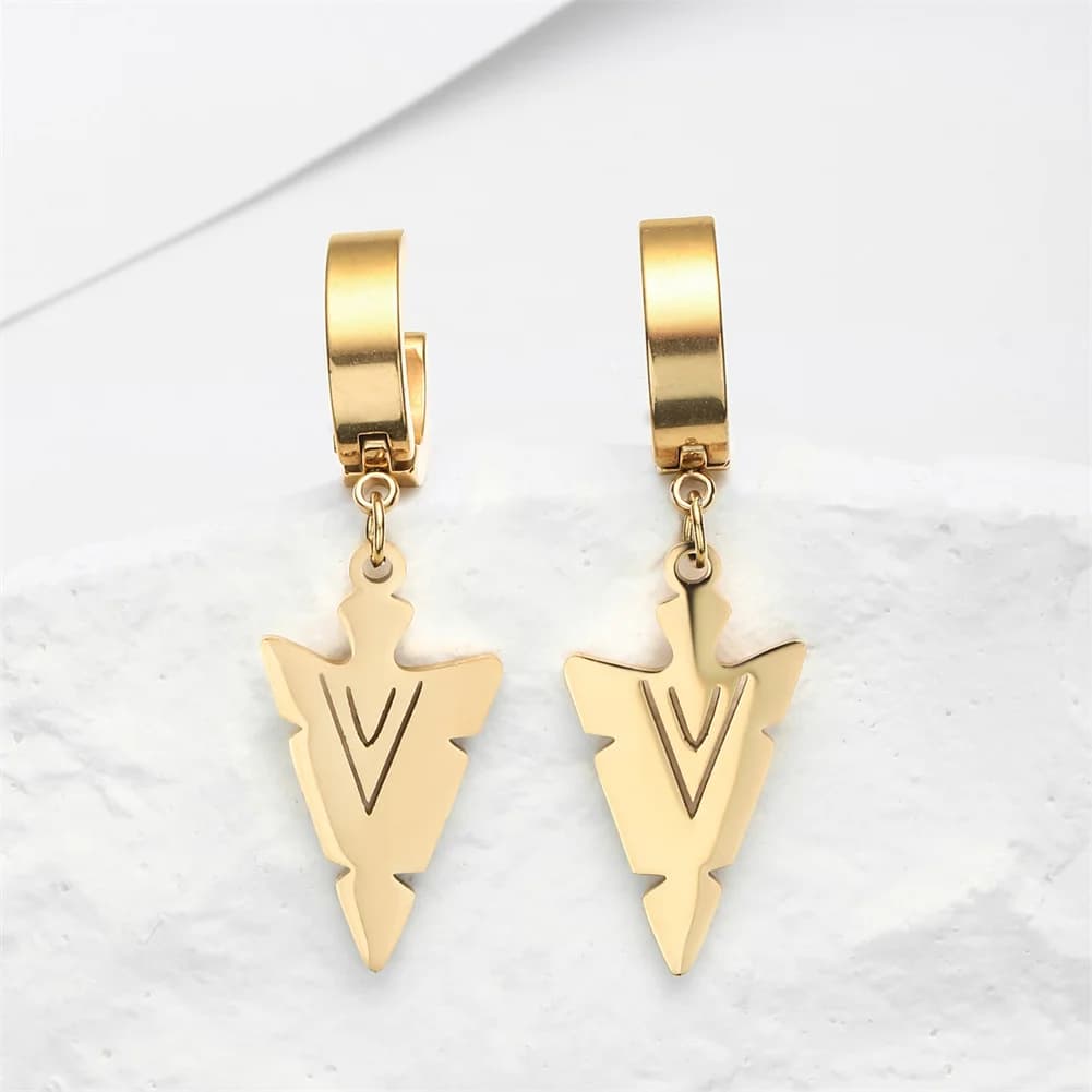 Unift Punk Black Triangle Arrow ciondola gli orecchini in acciaio inossidabile uomo orecchino Hip Hop Tribal Boy Male Jewelry regalo di compleanno Anime