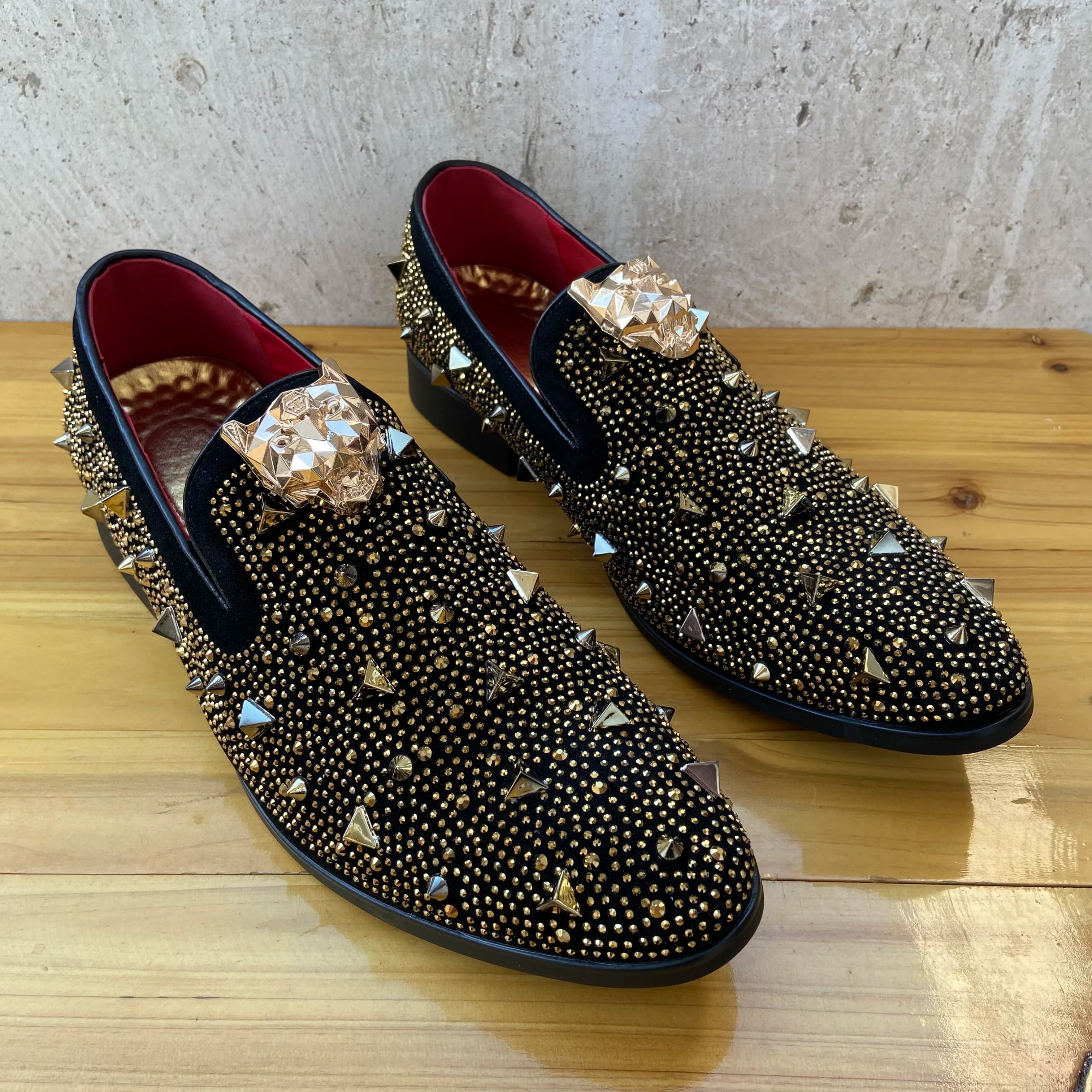 mocassini formali scarpe ufficiali da uomo scarpe da festa italiane per uomo scarpe eleganti marchio di lusso abito in pelle scamosciata pantofi barbati eleganti