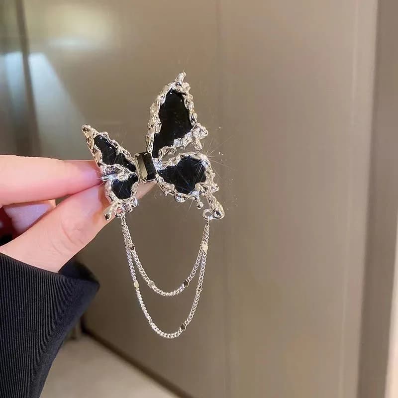 1Pcs Women's Luxurious Butterfly Brooch, Sparkling Rhinestone Crystal Brooch, Elegant Suit Jacket Dress Accessories, Suitable for Daily Wear, Parties, Weddings