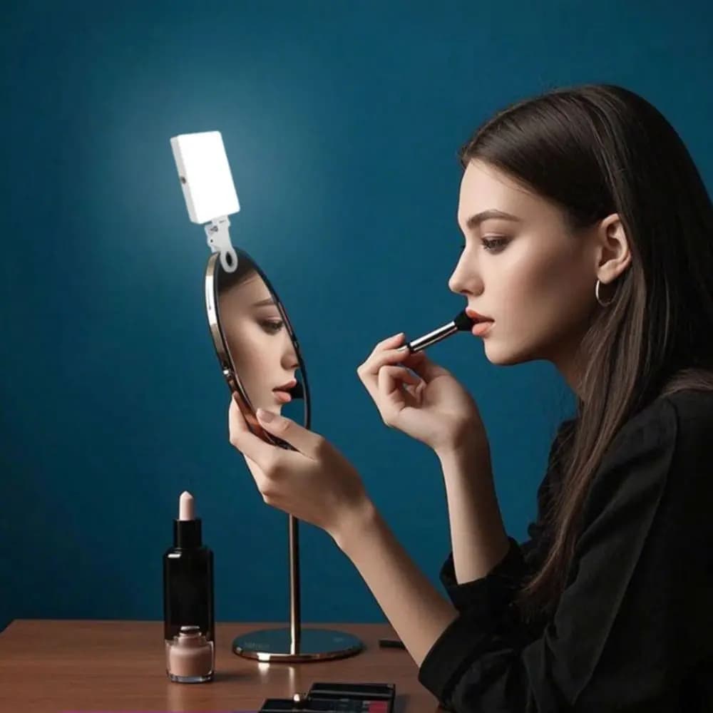 Pocket Size Magnetic LED Fill Light RGB Portable Beauty Lamp Handheld Tablet Clip Selfie Lamp Makeup Shooting
