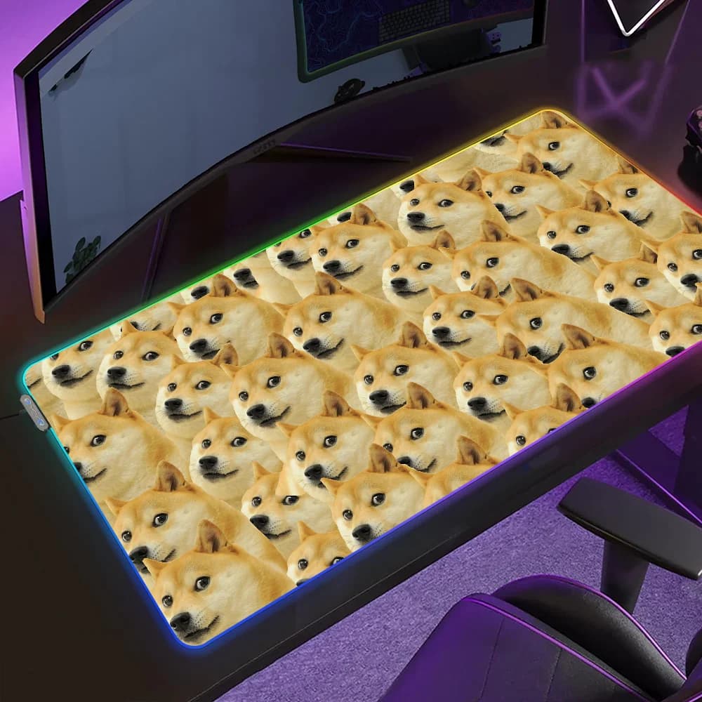 Doge Emoticon S-Shiba Inu M-Meme Tappetino per mouse grande e divertente, tappetini da gioco con LED, tappetini da tavolo con retroilluminazione Micro USB, tappetini da scrivania in gomma RGB, tappetini da scrivania XXL
