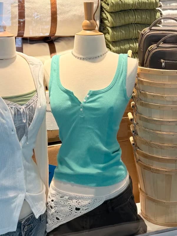 Canotta Slim a Costine con Quattro Bottoni da Donna, Scollo a U, Estiva, Casual, Semplice, Versatile, Blu Lago, Nuova Collezione