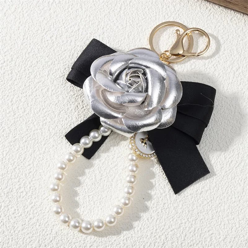 Elegant Rose Bag Pendent PU Leather Camellia Flowers Imitation Pearls Chain Car Keychain for Women Trinket Ring Car Charm