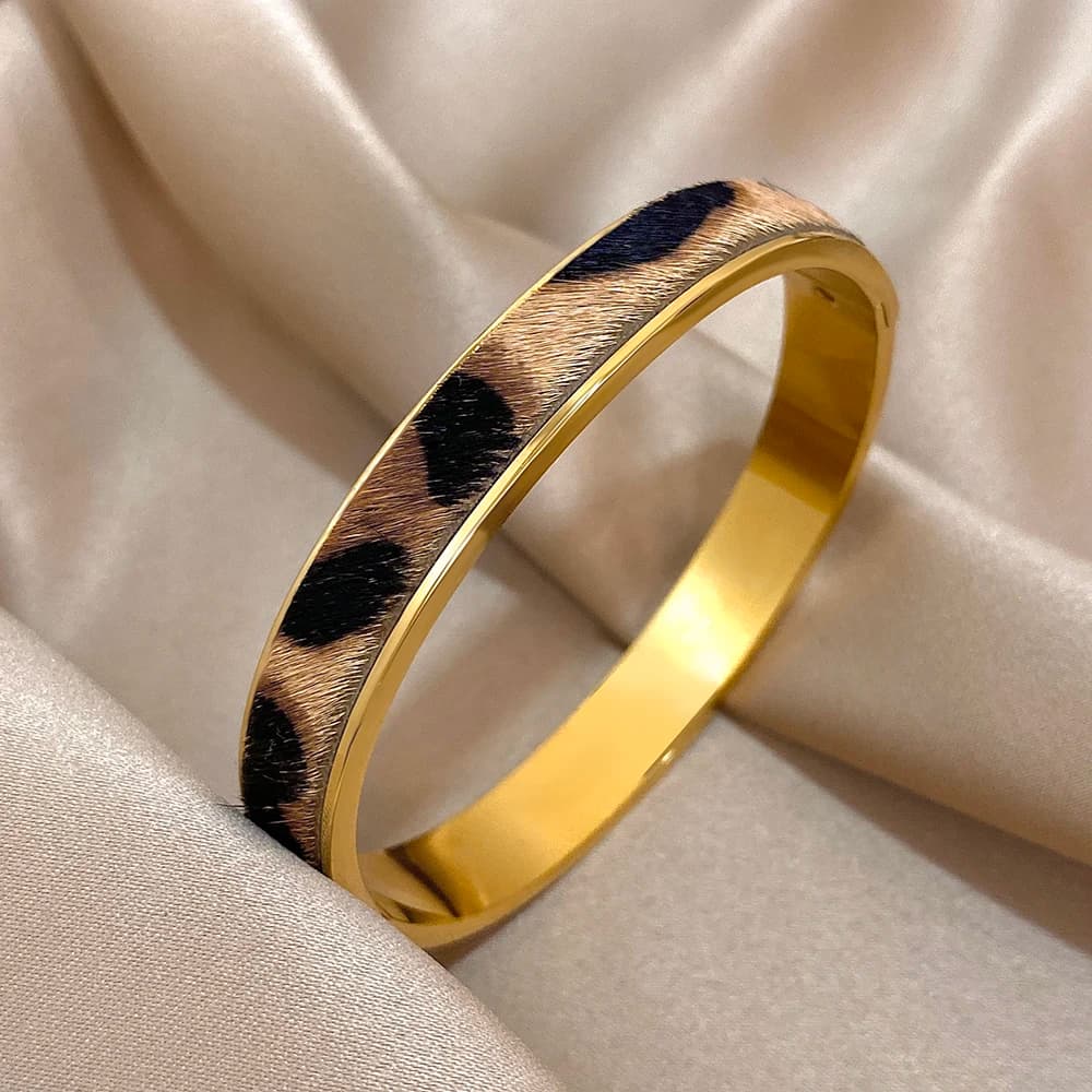 Random Pattern Leopard Bracelet for Women Statement Stainless Steel Gold Plated Wrist Bangle Bracelets Fashion Jewelry