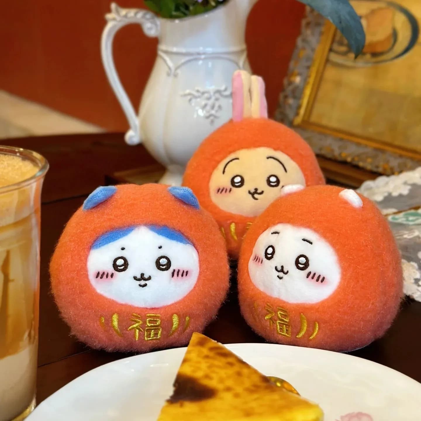 Chiikawa Lucky Daruma Series Portachiavi in peluche Usagi Hachiware Chikawas Simpatico regalo con ciondolo giocattolo morbido per bambola rossa Kawaii