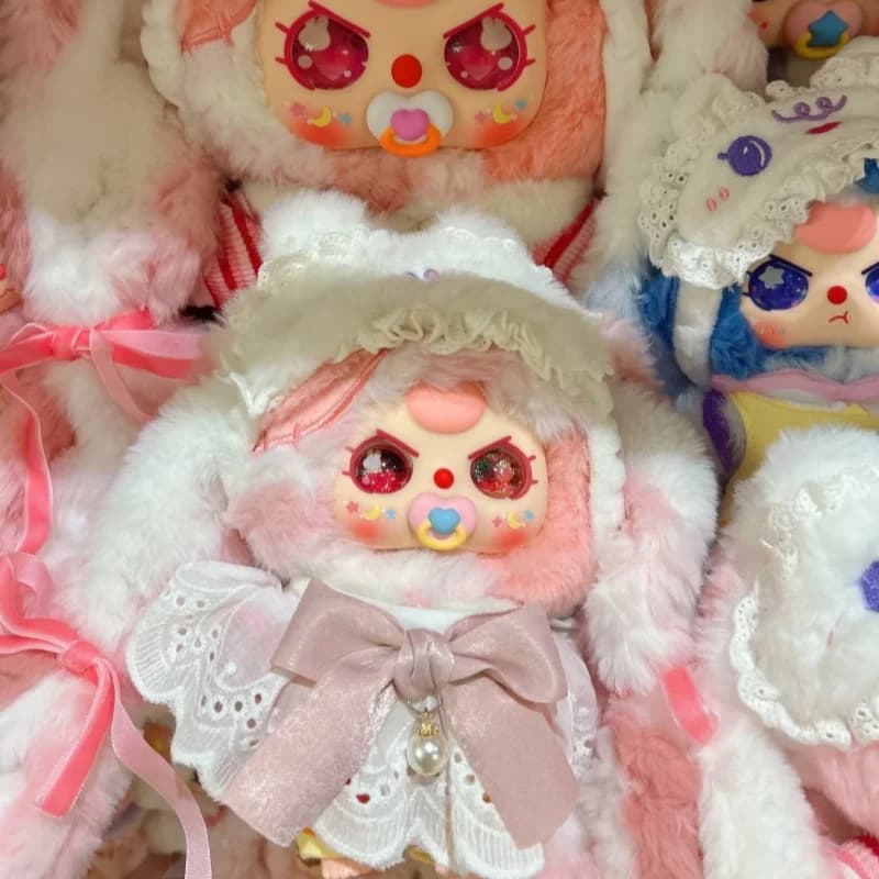 Babythree Vinly Blind Box Mia Series Cute Friend Series Peluche Scatola misteriosa Gioco alla moda Bambola giocattolo Ornamento per bambini Regalo Baby Tre