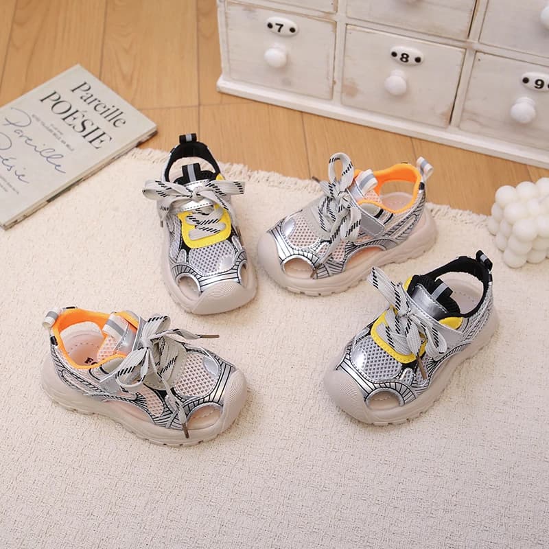 Kids Sports Sandals Hollowed-out Breathable Children Casual Shoes Hook&loop Soft 2026 Summer New Boys Girls Beach Shoes Non-slip